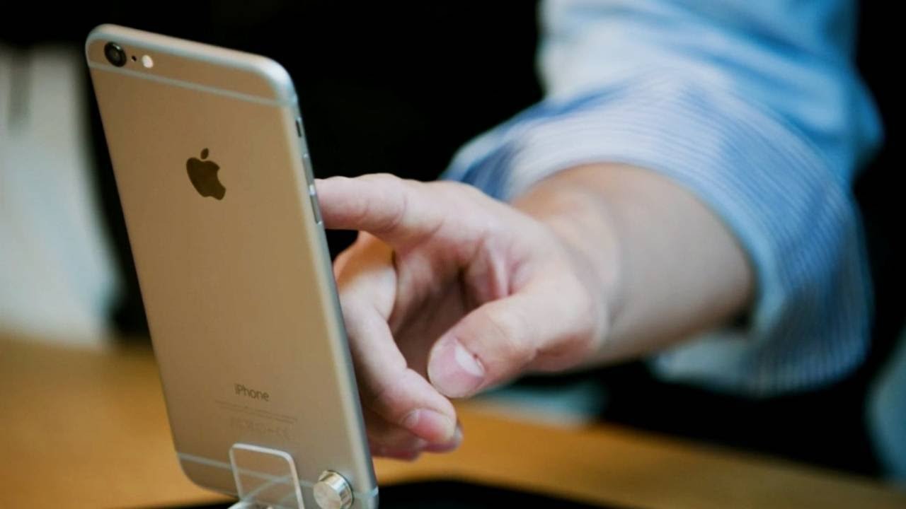 Apple reports record annual profit with net income of $53.4bn Apple reports record annual profit with net income of $53.4bn