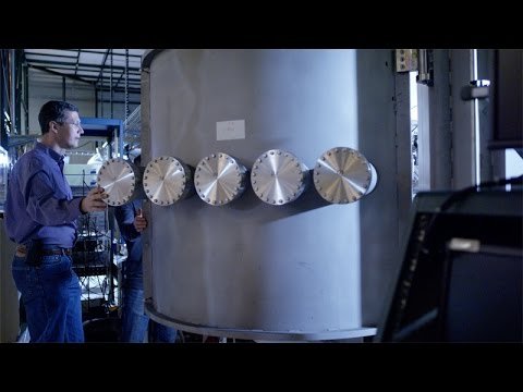 Stanford scientists celebrate gravitational wave detection Stanford scientists celebrate gravitational wave detection