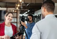 How to make a great talking head video for your business? A Complete Guide now