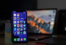 Liquid Glass UI: Redefining UX/UI Design with Fluidity and Intuition